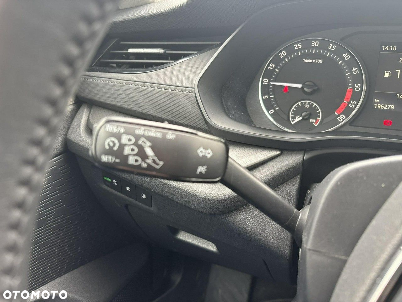 Skoda Octavia 2.0 TDI Ambition DSG - 24