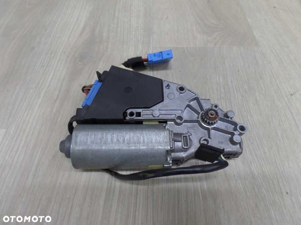 VW SKODA SEAT SILNICZEK SZYBERDACHU 1J6959591 - 1