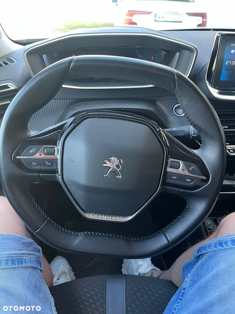 Peugeot 2008 1.5 BlueHDi GT Line S&S - 13