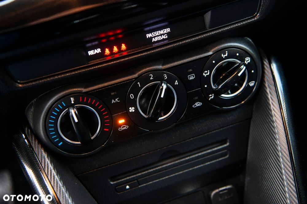 Mazda 2 SKYACTIV-G 75 KIZOKU - 24