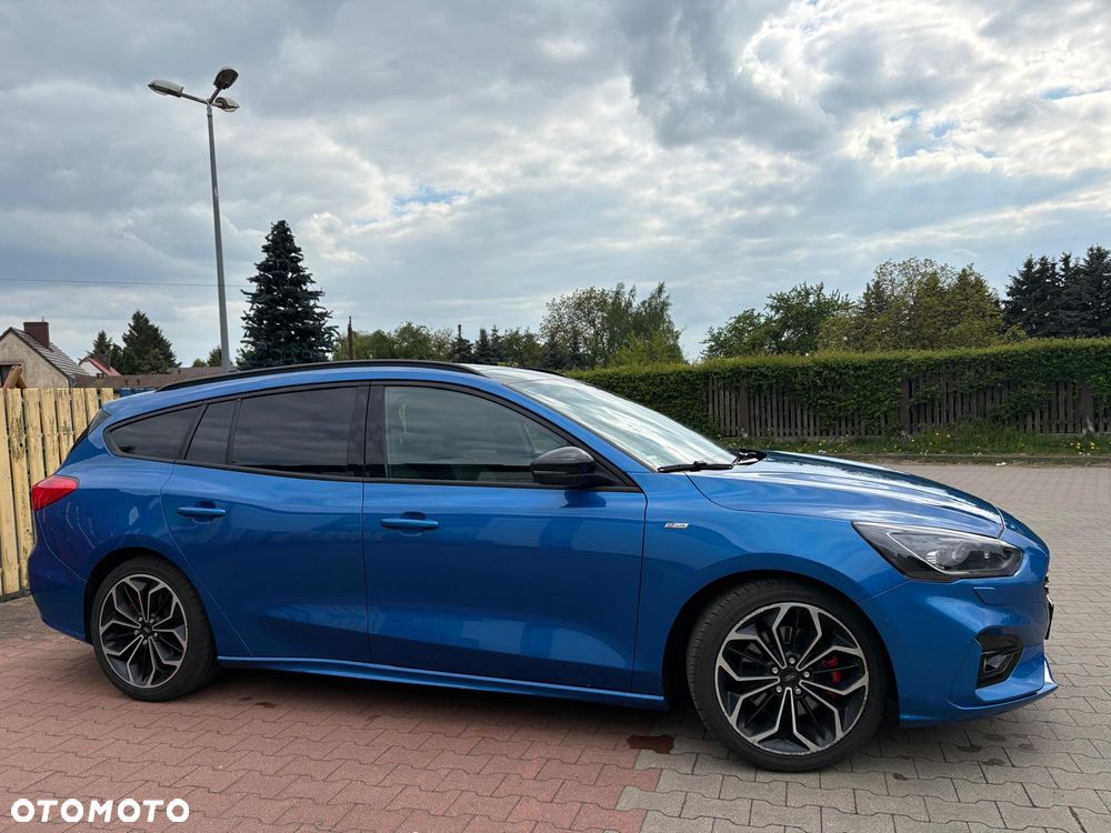 Ford Focus 1.5 EcoBoost Start-Stopp-System ST-LINE X - 6