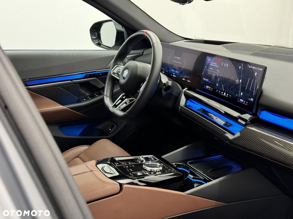 BMW i5 - 26