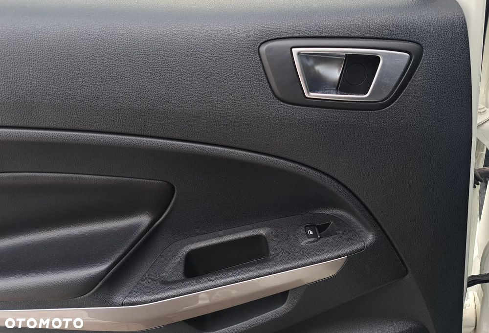 Ford EcoSport 1.0 EcoBoost TITANIUM - 27