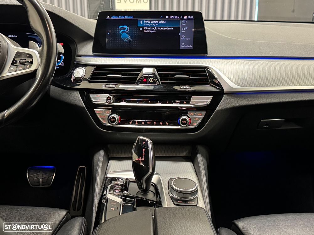 BMW 530 e Pack Desportivo M - 30