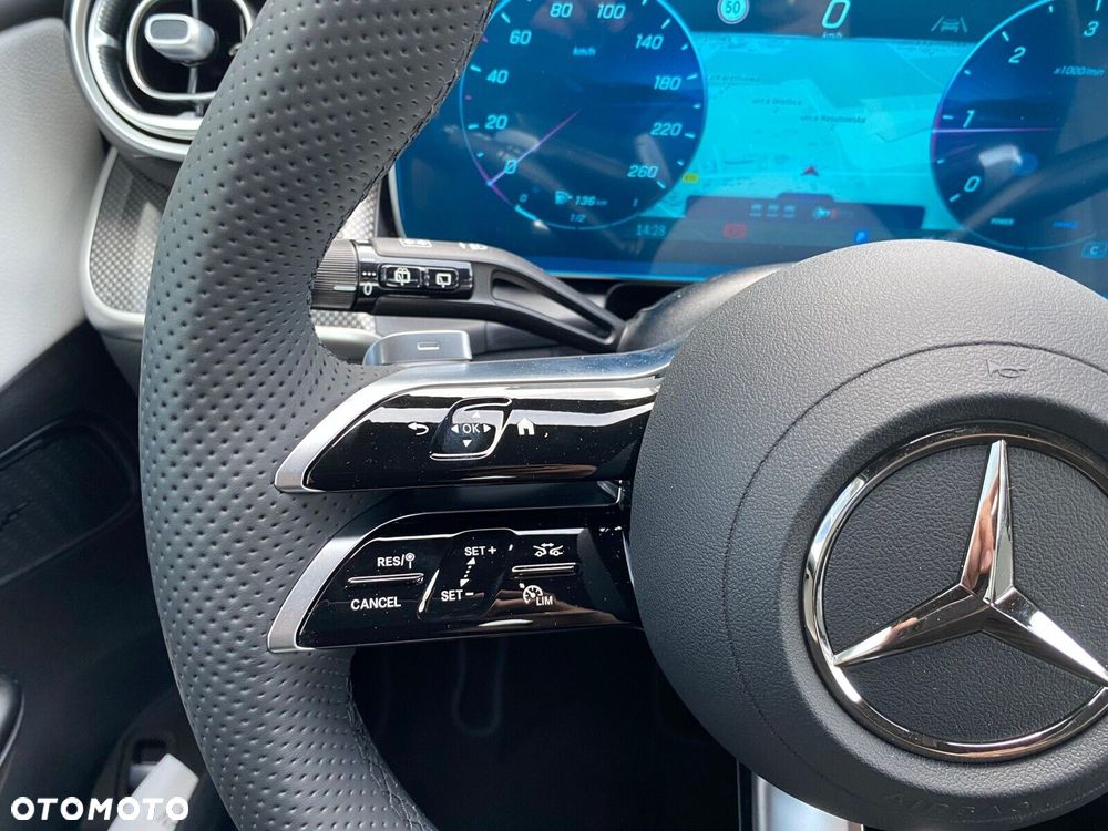 Mercedes-Benz GLC - 13