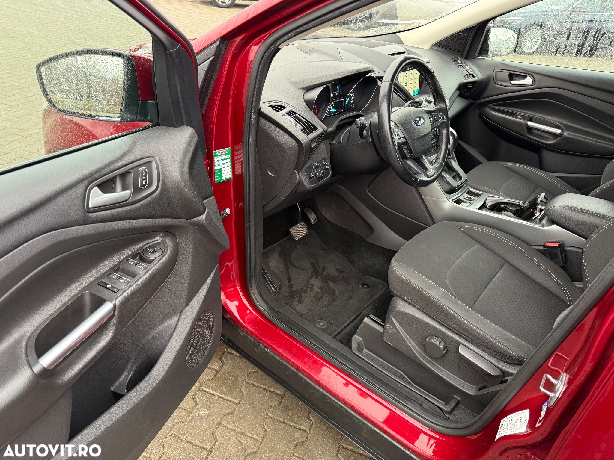 Ford Kuga 2.0 TDCi 4WD Powershift Titanium - 15