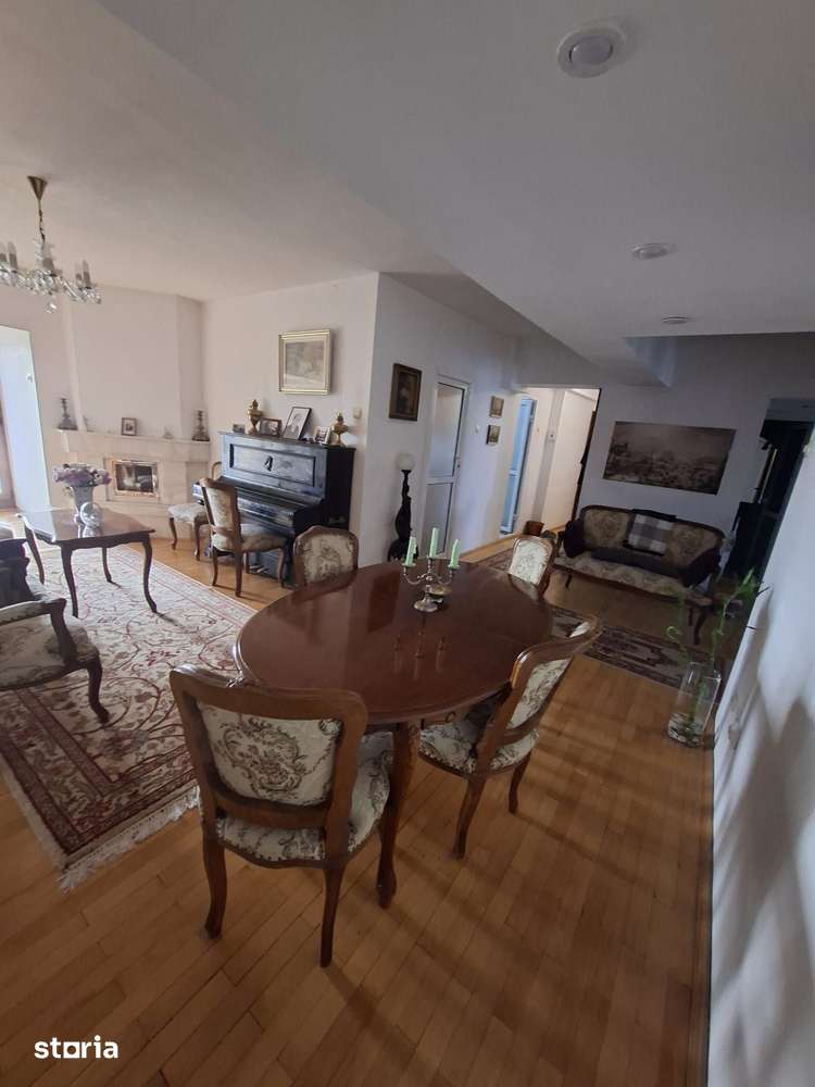 MiniPenthouse cu 4 camere A. Panu (Fostul BRD) — fotografia 1