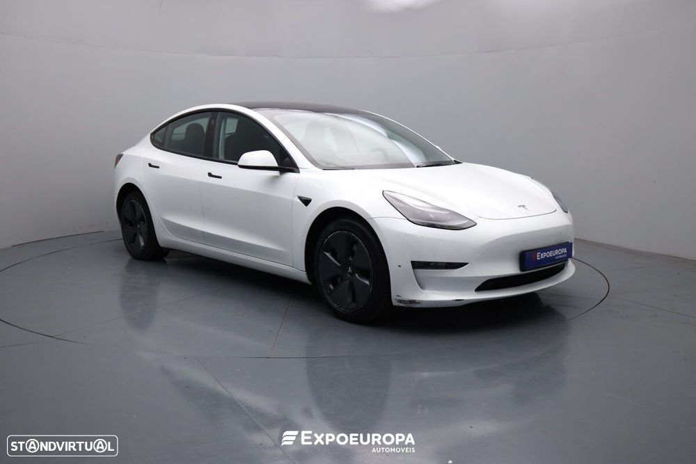 Tesla Model 3 Long Range RWD - 3