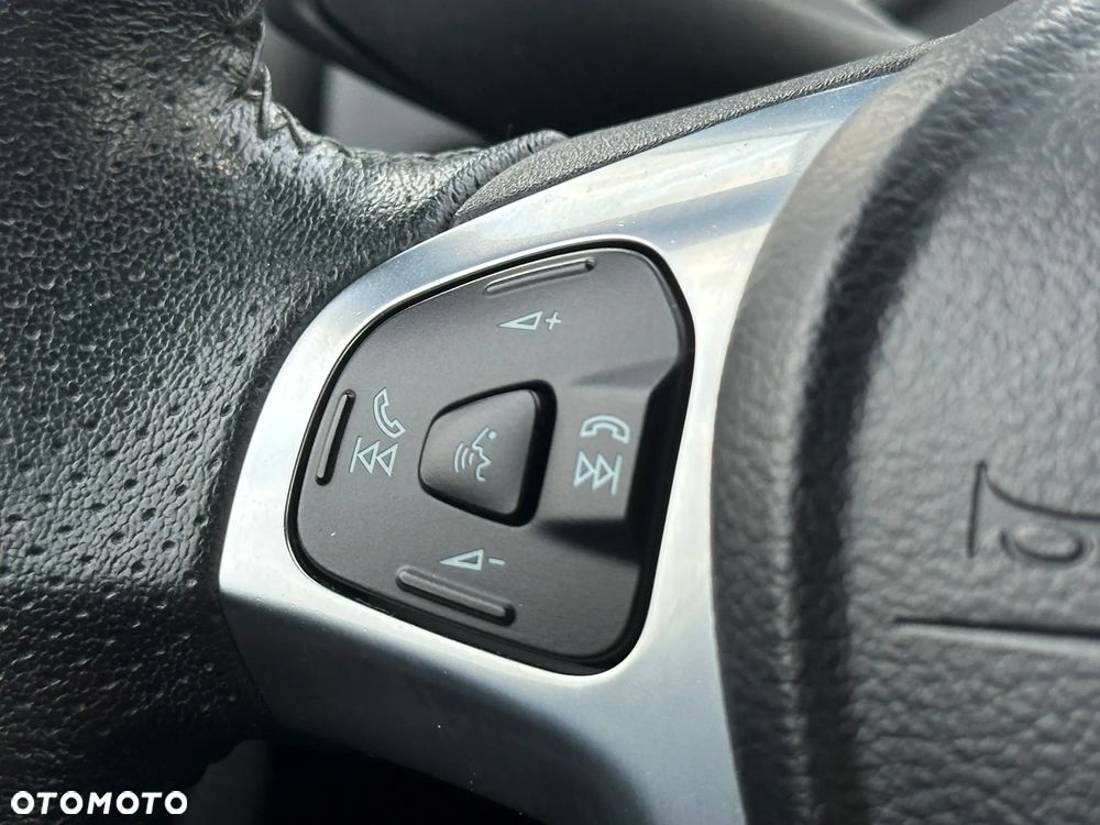 Ford Fiesta 1.6 EcoBoost ST - 18