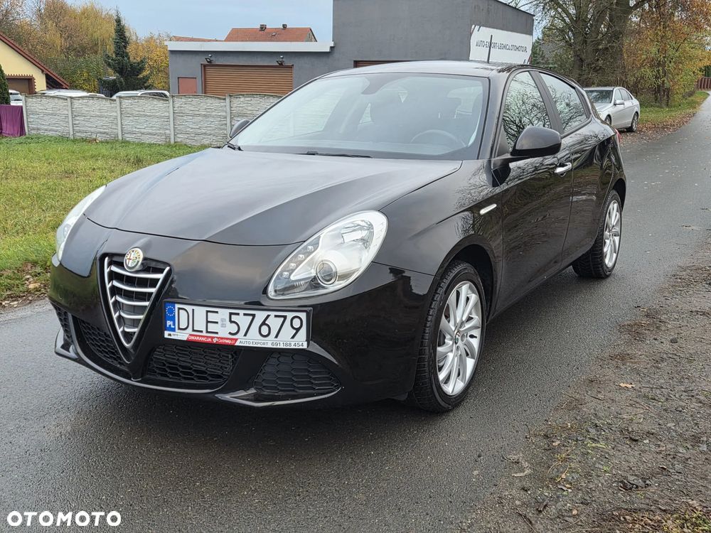 Alfa Romeo Giulietta - 2