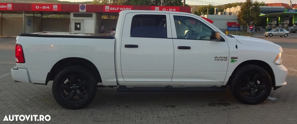 Dodge RAM - 8