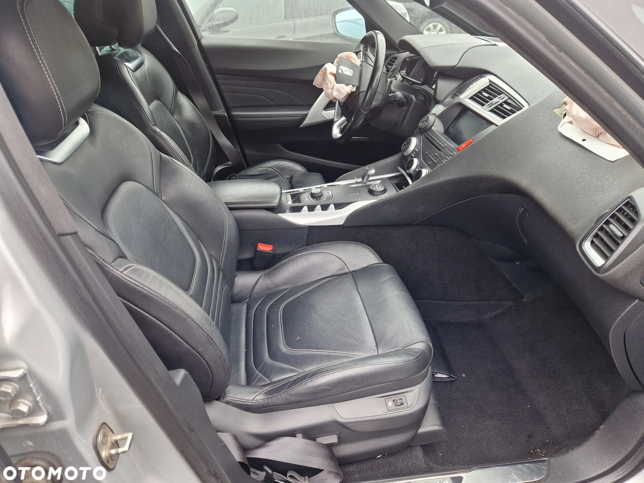 Citroën DS5 2.0 HDi Hybrid4 SportChic MCP - 10