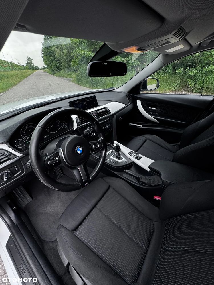 BMW Seria 3 318d - 20