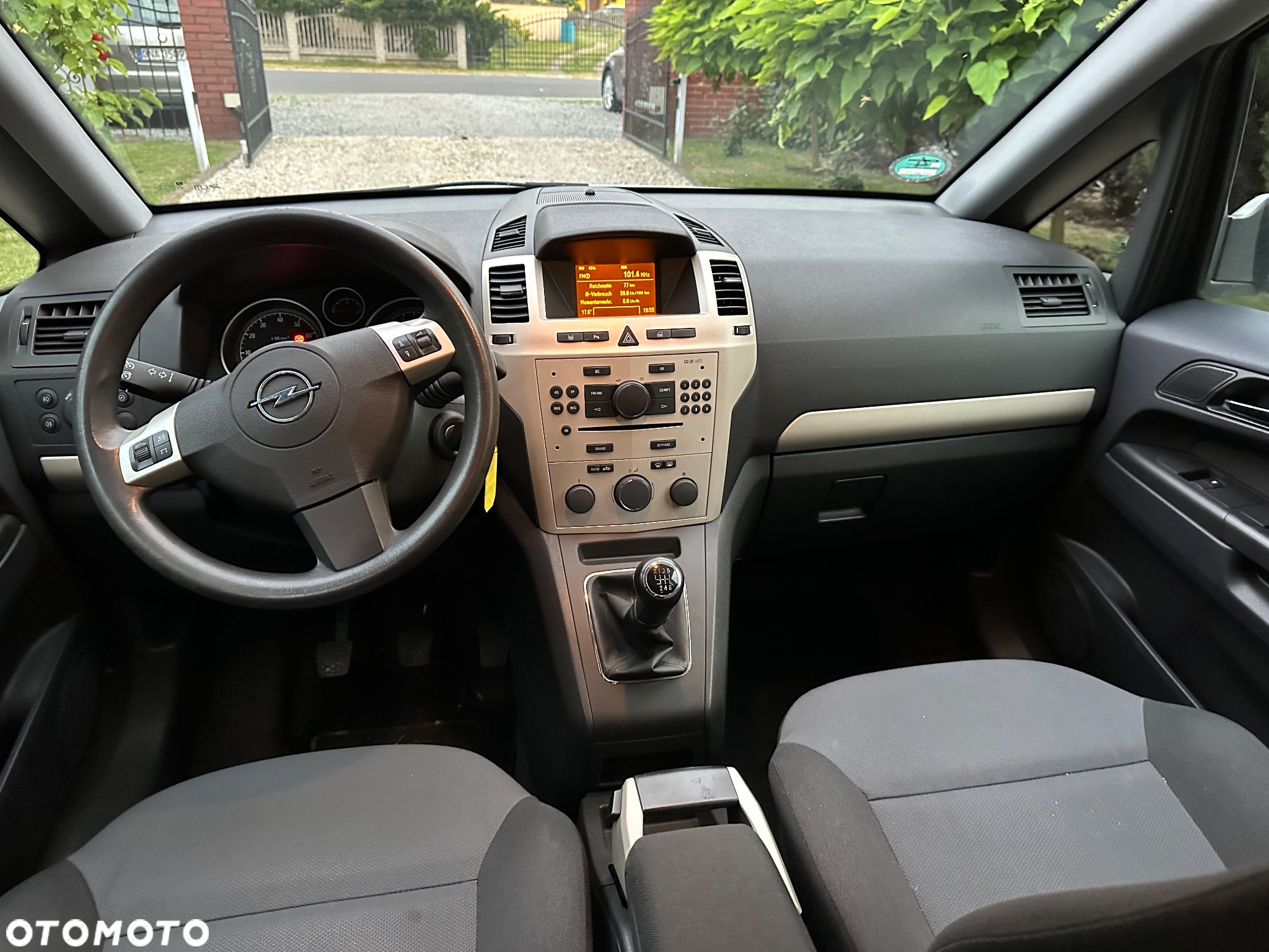 Opel Zafira - 8