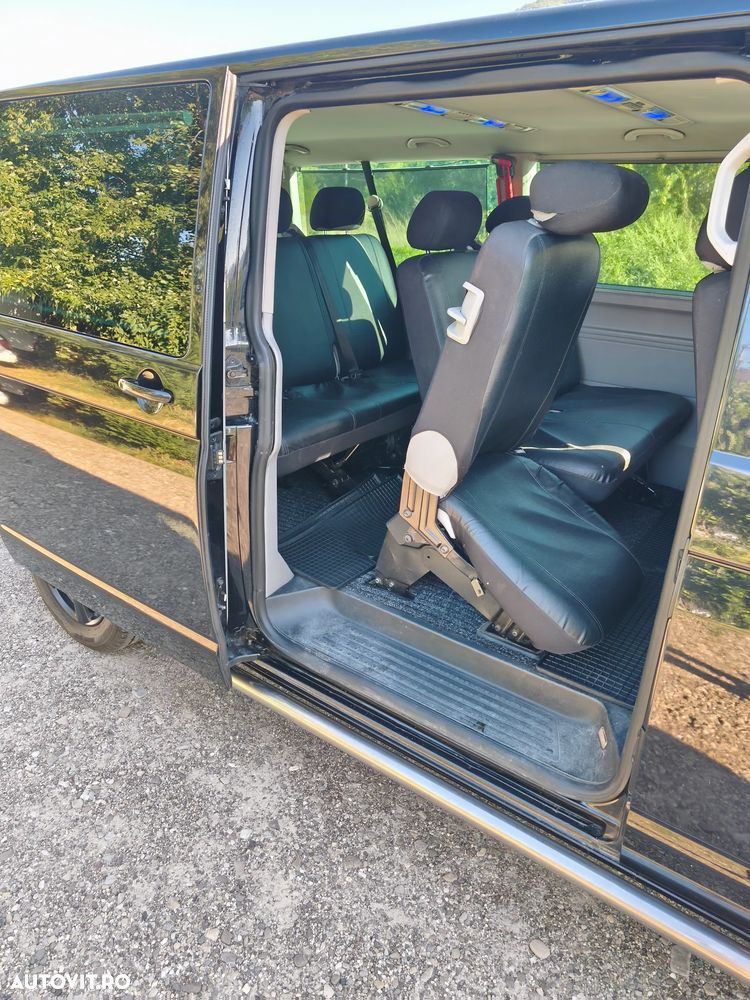 Volkswagen Caravelle - 10