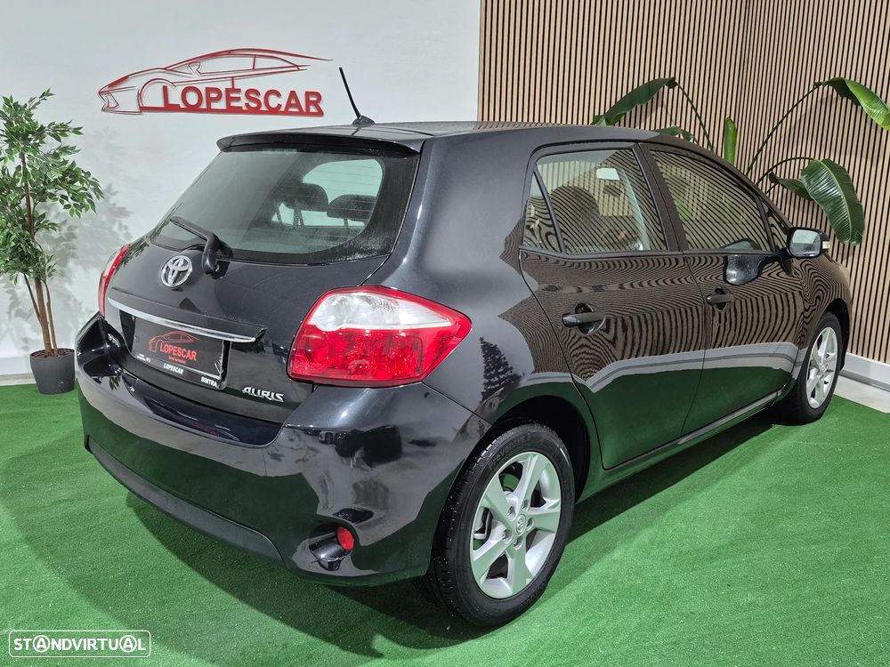 Toyota Auris 1.33 VVT-i Sol - 5