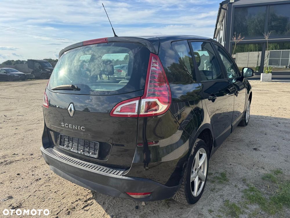 Renault Scenic 1.6 16V Tech Run - 13