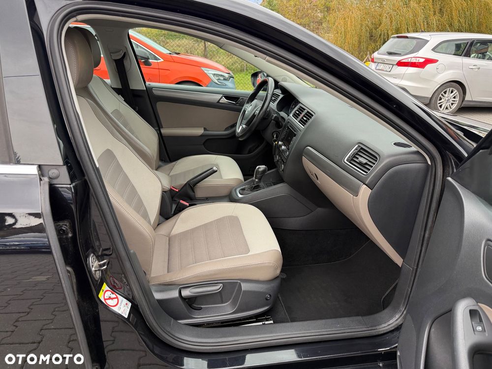 Volkswagen Jetta 1.4 TSI DSG Comfortline - 19