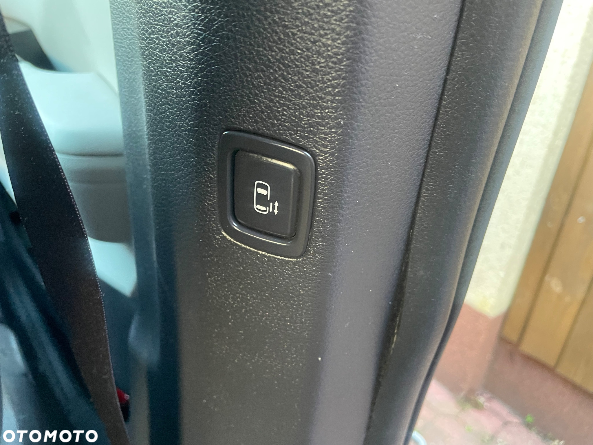 Kia Carnival - 27