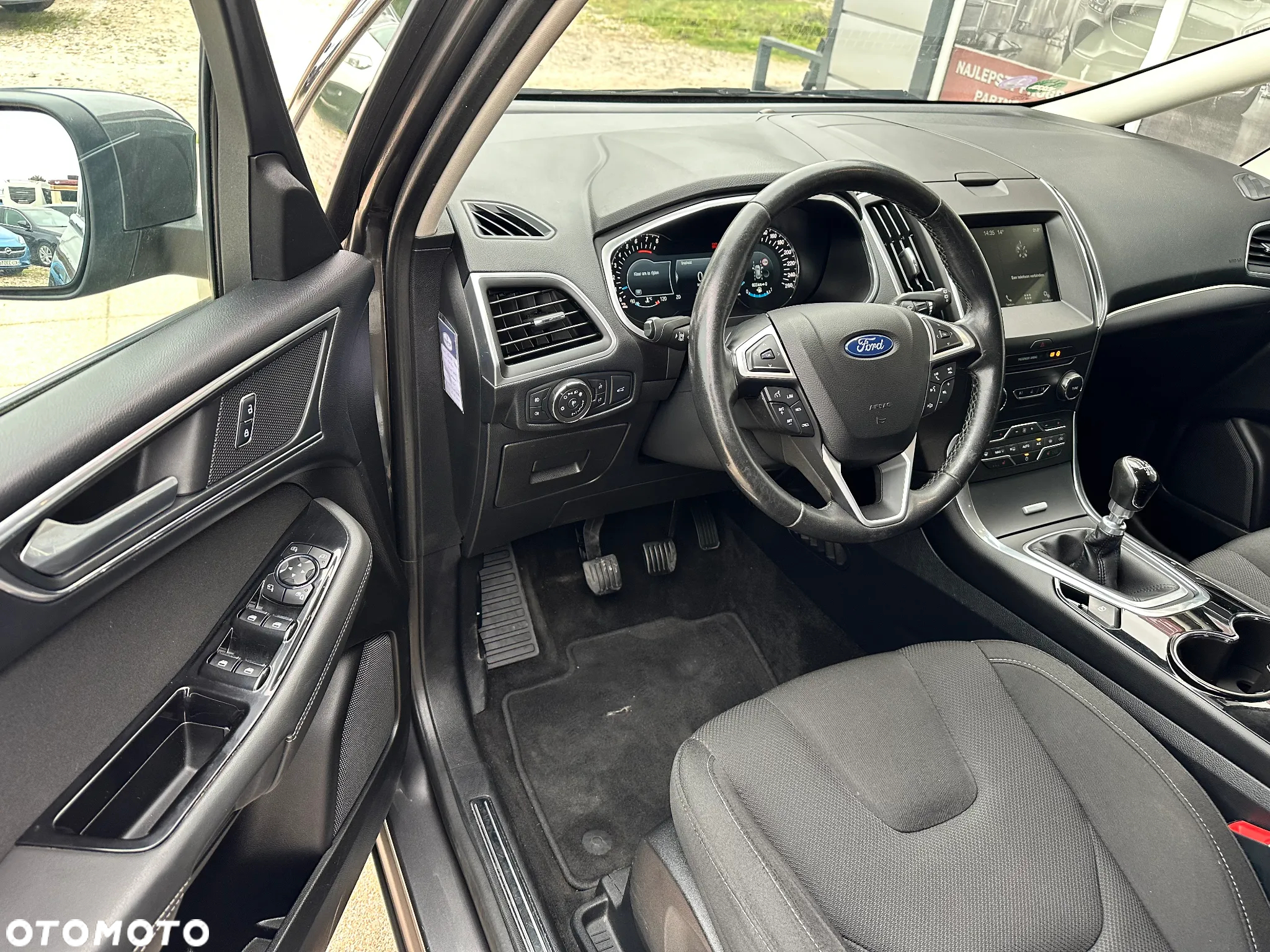 Ford S-Max 1.5 Eco Boost Start-Stopp Titanium - 23