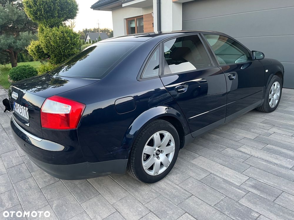 Audi A4 Limousine 2 - 18