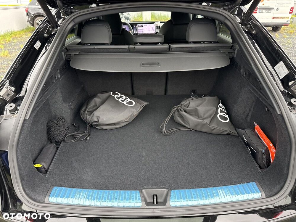 Audi Q5 Sportback - 10