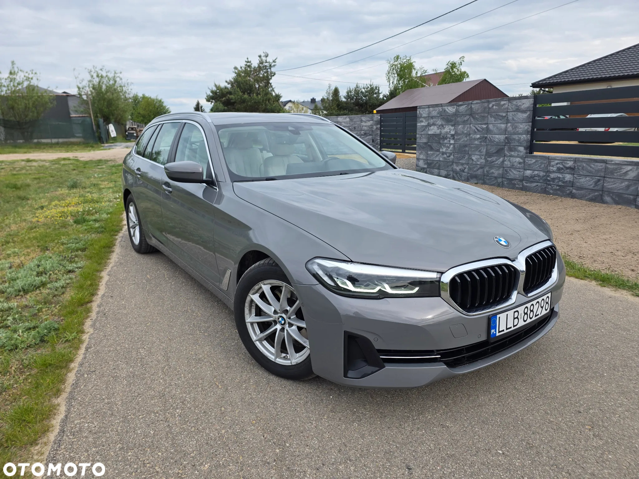BMW Seria 5 520d Touring Luxury Line - 10