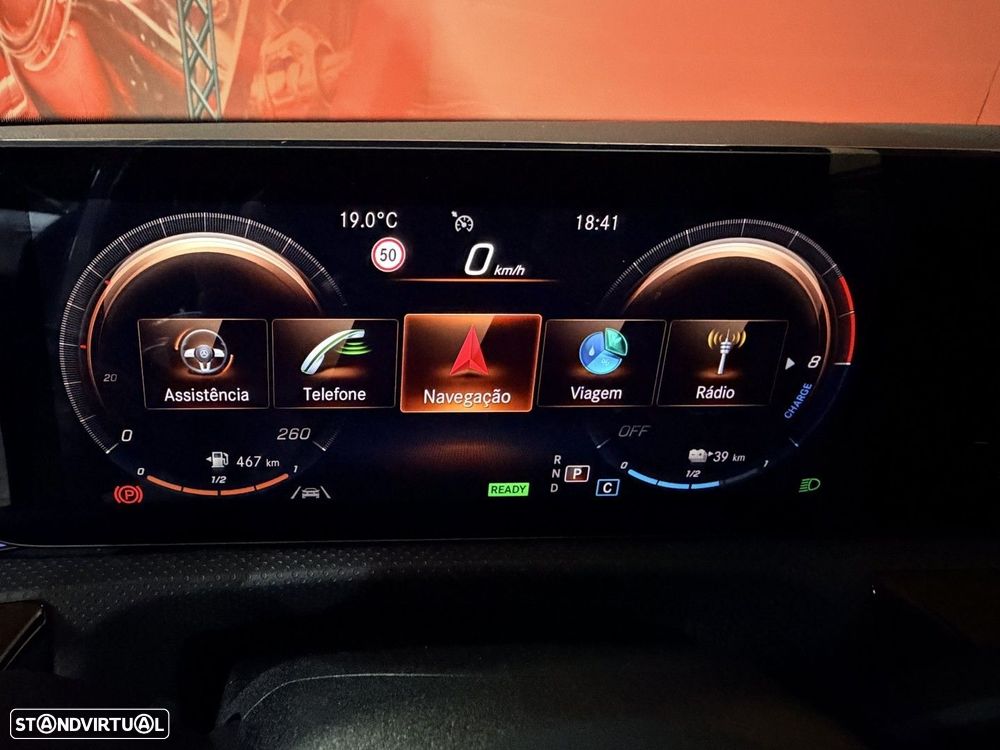 Mercedes-Benz A 250 e AMG Line - 26