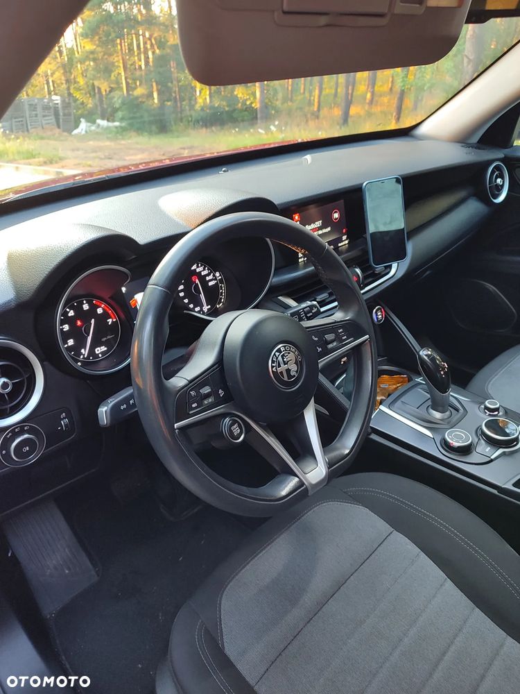 Alfa Romeo Stelvio 2.0 Turbo Q4 - 12