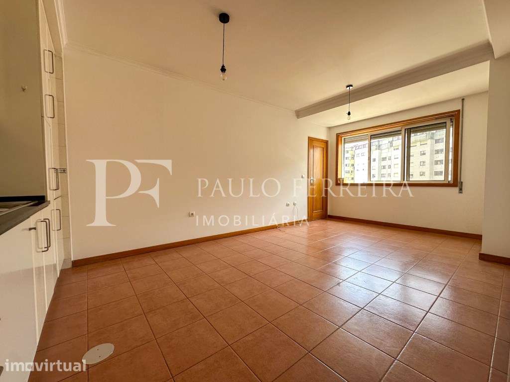 Apartamento T1 no centro de Famalicão - Grande imagem: 2/7