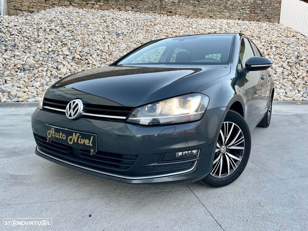 VW Golf - 1