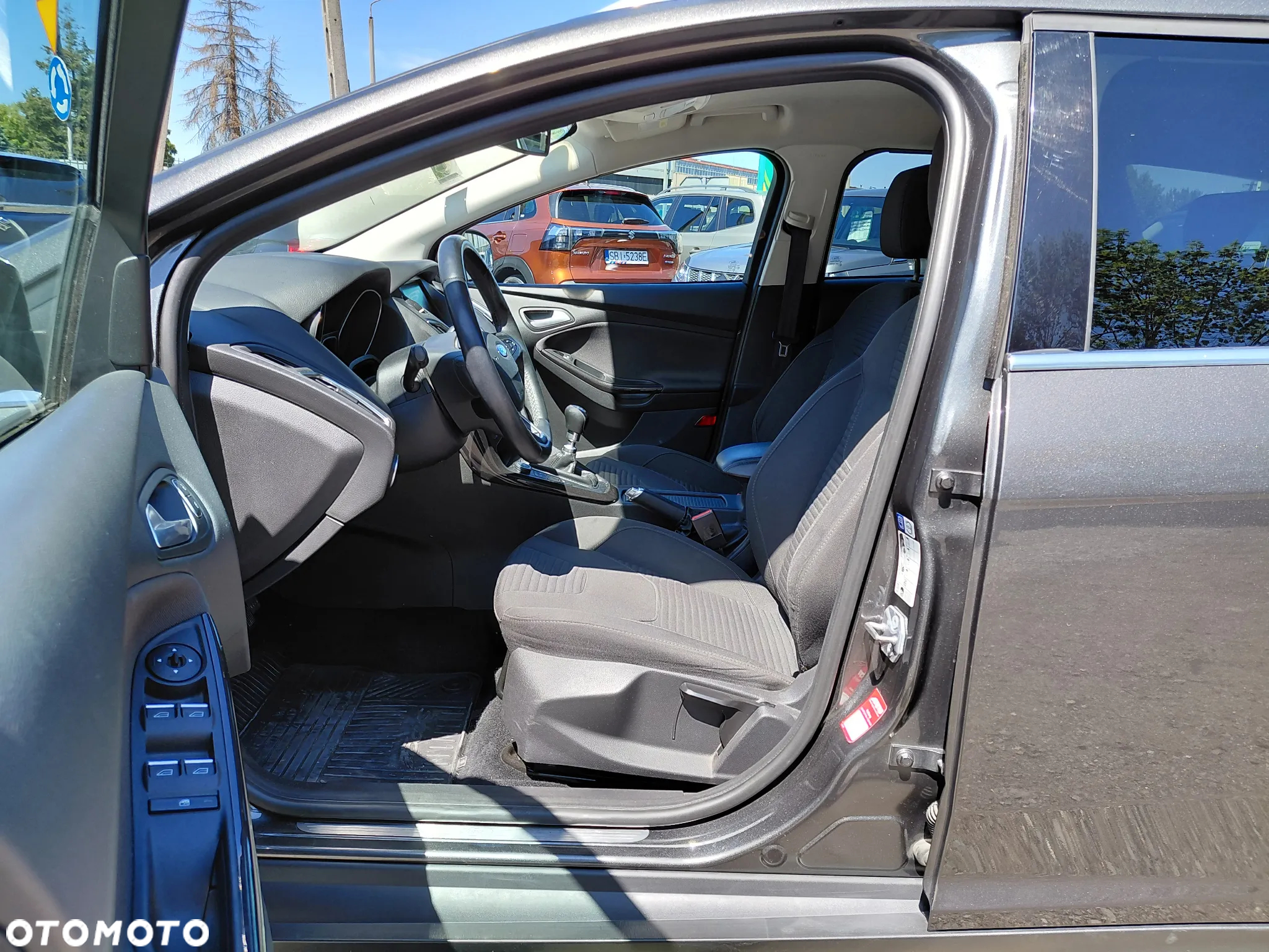 Ford Focus - 13