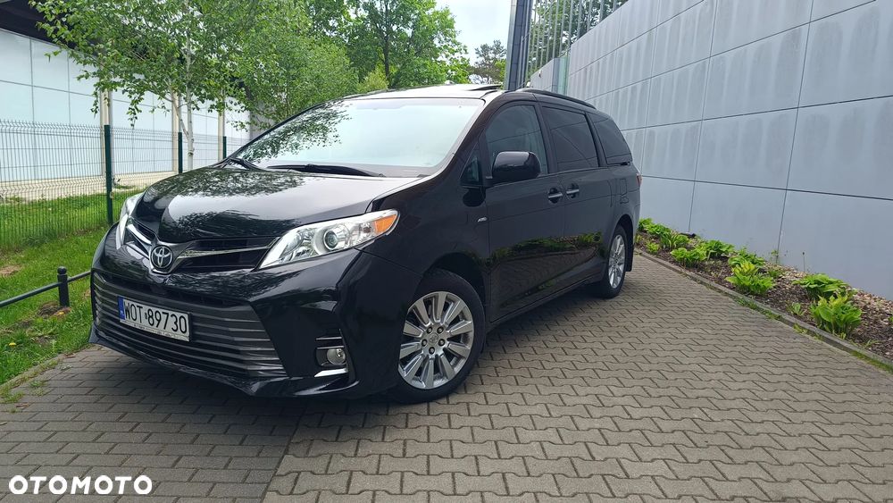 Toyota Sienna 3.5 V6 XLE AWD - 1