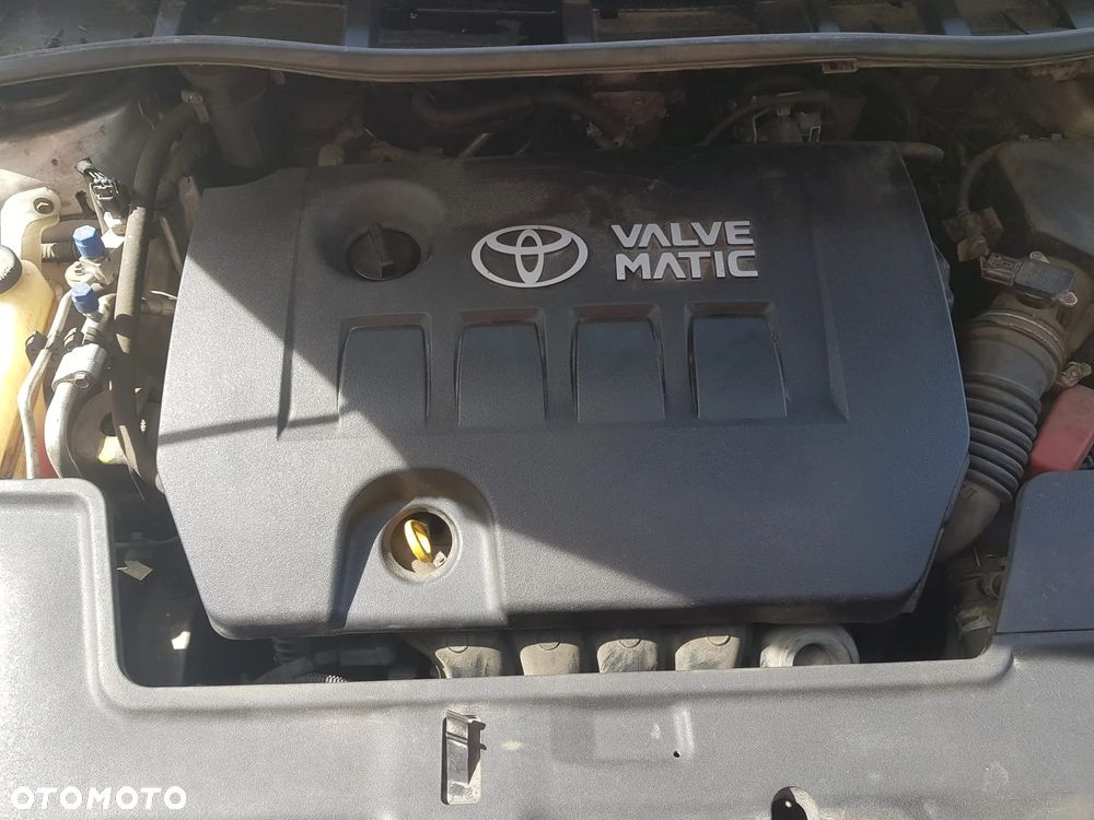 Toyota Corolla 1.6 Luna - 3