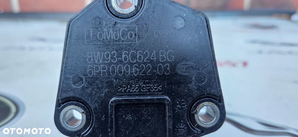 Jaguar XJ 351 3.0 SC 306PS 340 KM 5.0 508PN 385 KM 5.0 SC 510KM 508PS czujnik poziomu oleju silnika 8W93-6C624-BG - 2