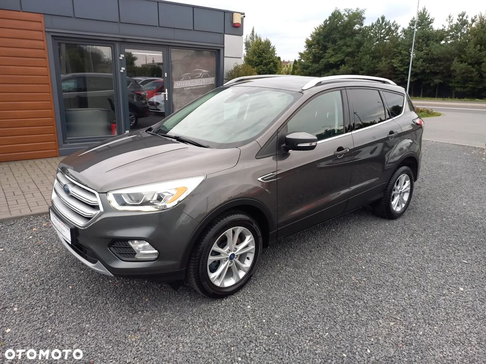 Ford Kuga 2.0 TDCi 2x4 Titanium - 2