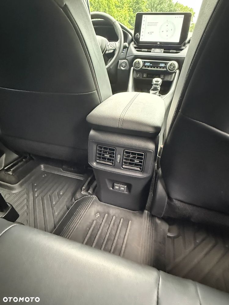 Toyota RAV4 - 34