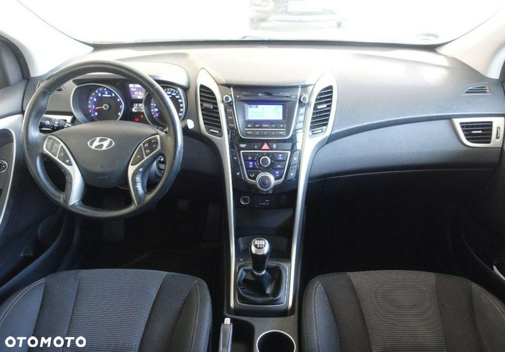 Hyundai i30 - 21