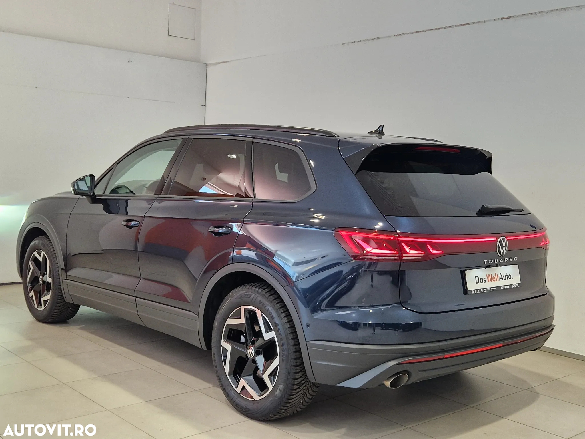 Volkswagen Touareg - 3