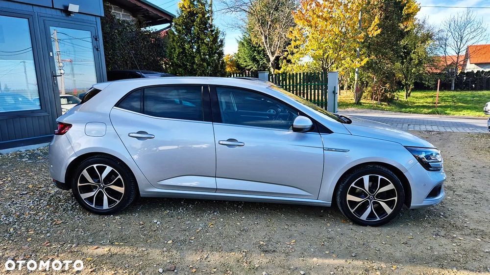 Renault Megane ver-1-3-tce-fap-r-s-line - 11