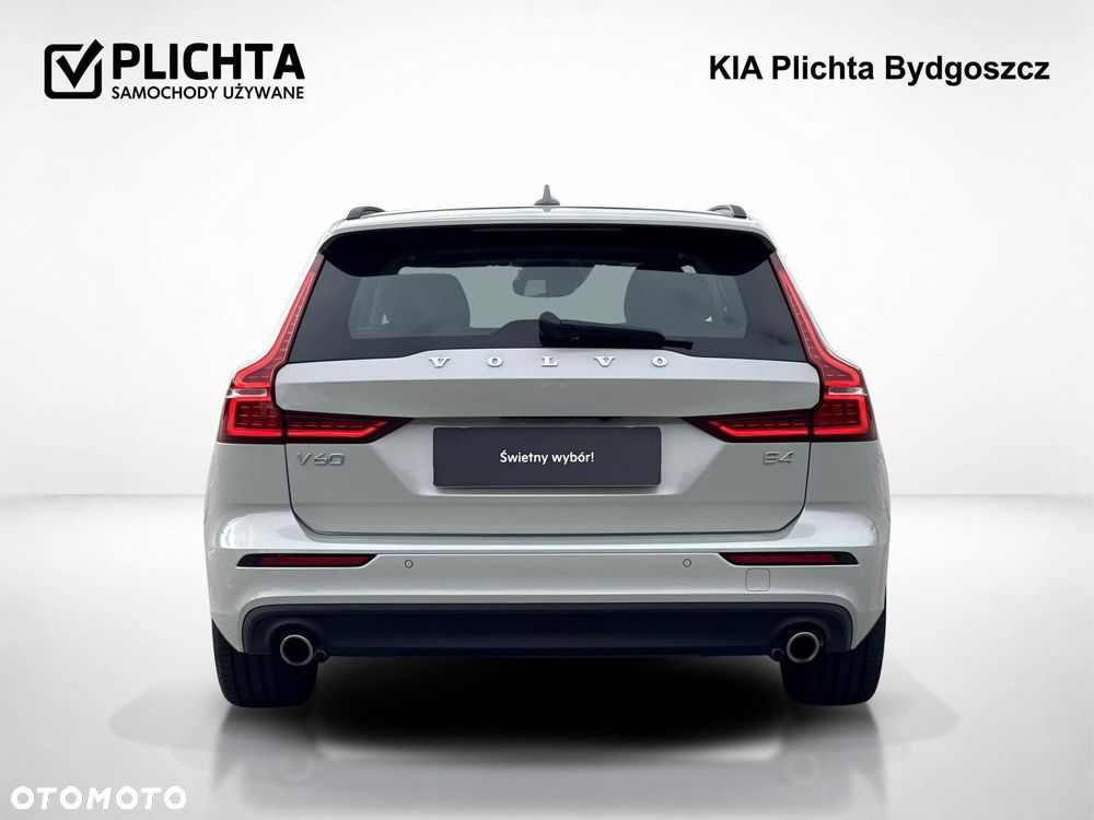 Volvo V60 2022 photo 4