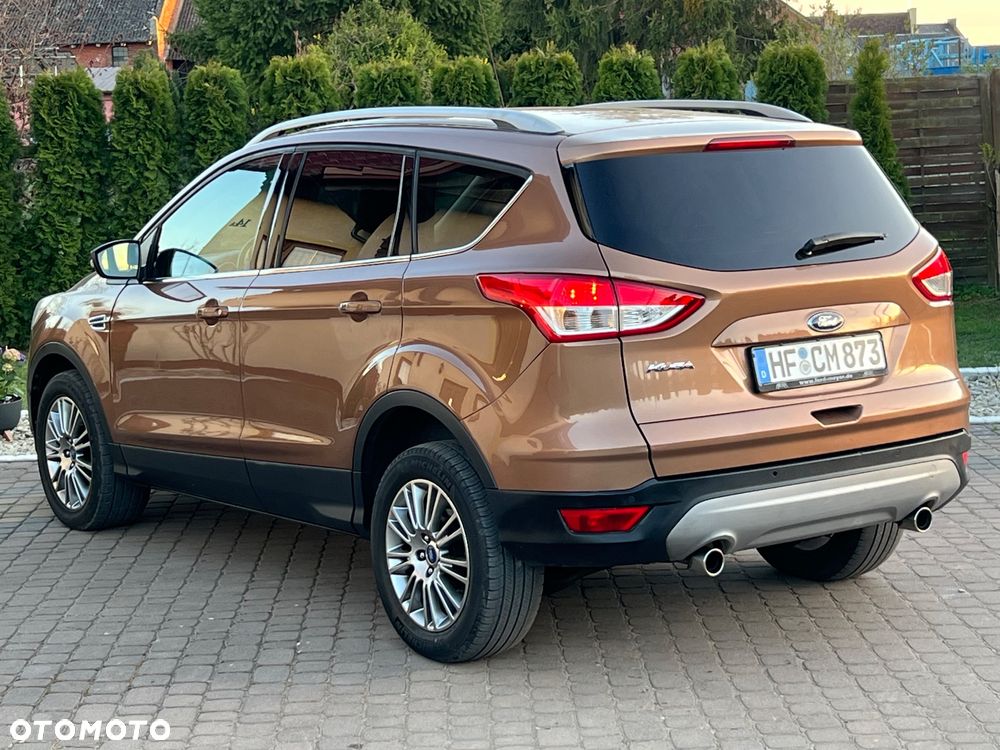 Ford Kuga 2.0 TDCi 2x4 Titanium - 9