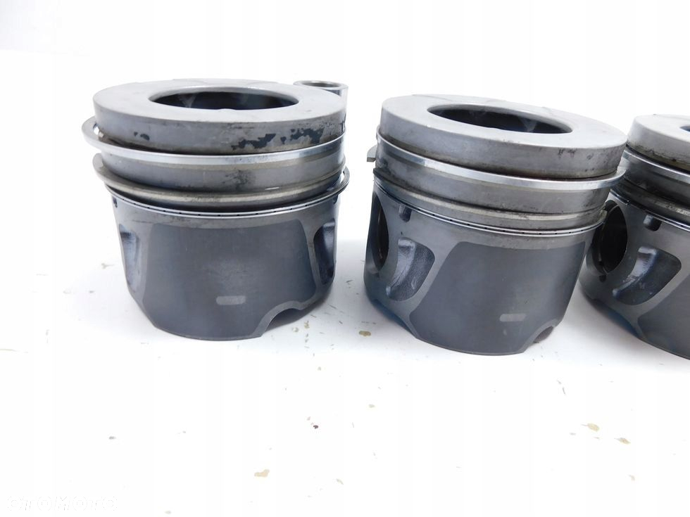 Tłok tłoki 2.0 HDI TDCI EURO 5 Ford Peugeot Citroen C5 3008 5008 508 Focus - 9
