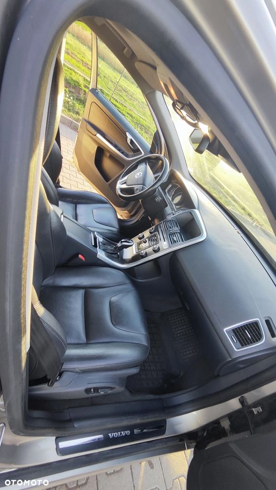 Volvo XC 60 D5 AWD Summum - 12