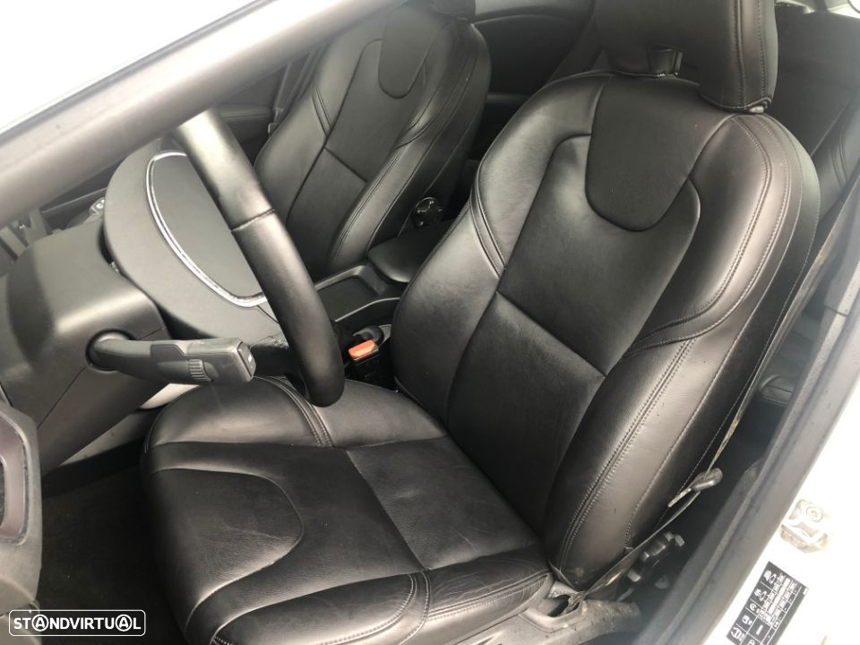 VOLVO V40 D2 DE 2018 PARA PEÇAS - 6