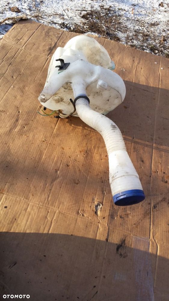 zbiorniczek spryskiwaczy partner berlingo - 3