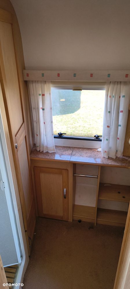 Elddis Firestorm - 30