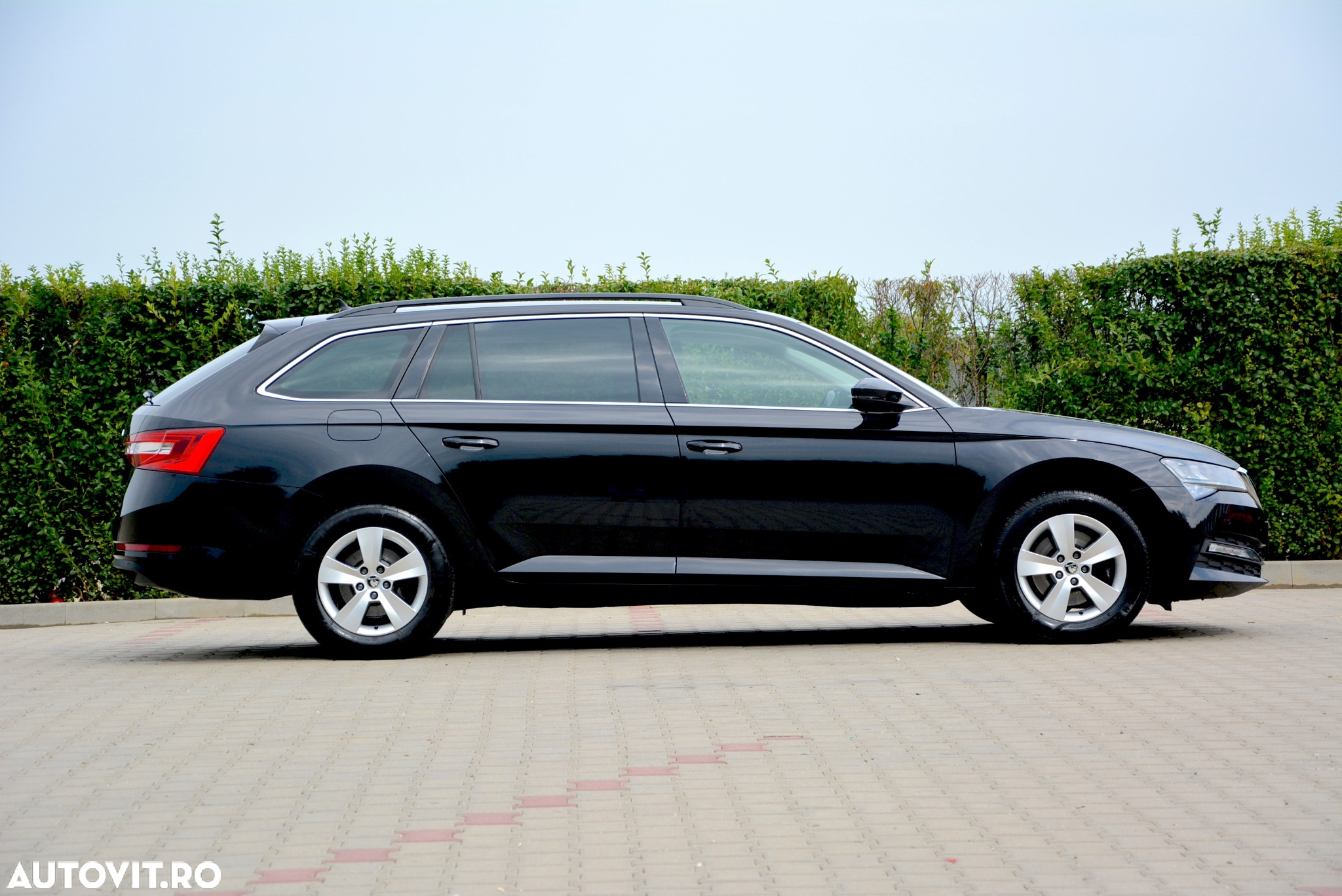 Skoda Superb 2.0 TDI DSG Style - 8