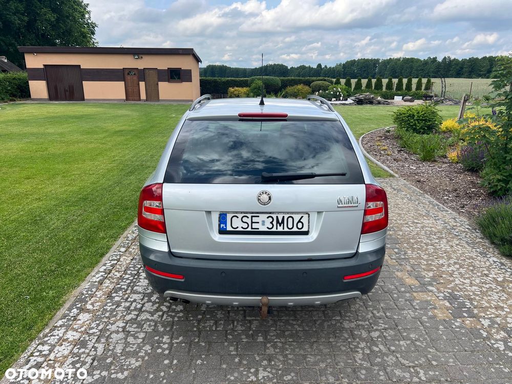 Skoda Octavia 2.0 TDI DPF Scout 4x4 - 17