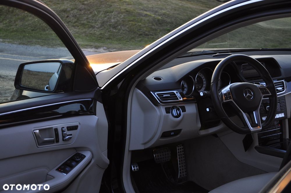 Mercedes-Benz Klasa E 250 CDI 4-Matic Avantgarde - 23